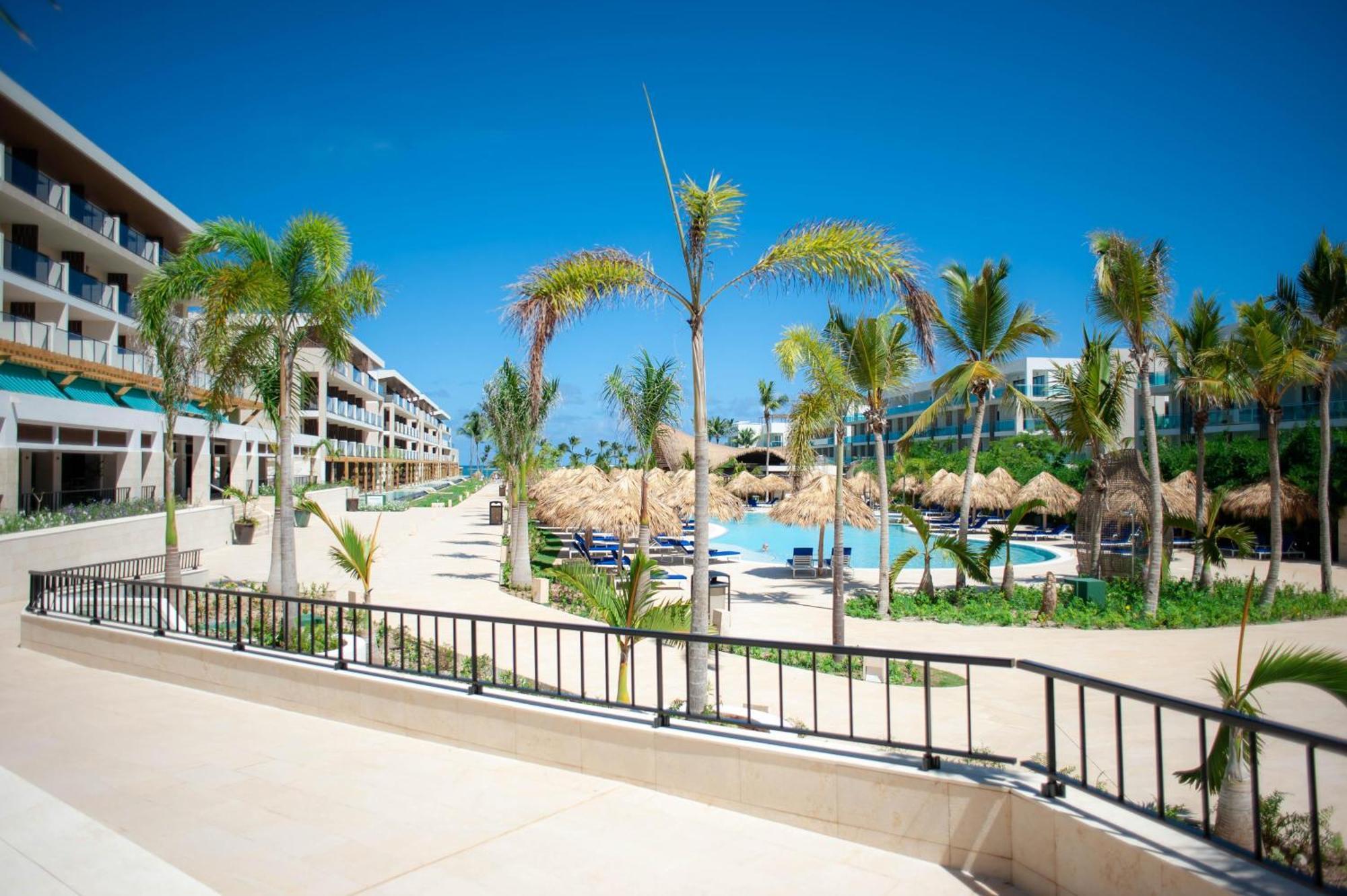 Serenade All Suites - Adults Only Resort بونتا كانا المظهر الخارجي الصورة